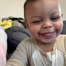 Orange 📍 See you tonight my angels. Young 📍 See you tomorrow 💋