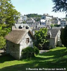 Village De France Chateau De Murol Volcans D Auvergne Puy De Dome Auvergne Puy De Dome La Bourboule