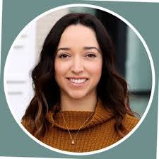 Melissa Caples's Instagram, Twitter & Facebook