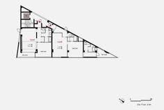 They gathered a group of settlers and set sail on three ships named the susan constant, the discovery, and the godspeed. 11 Triangle Houses Ideas Triangle House Architecture Flatiron Building