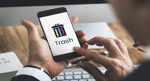5 reasons your partner deleted their messages and chats | TheHealthSite.com