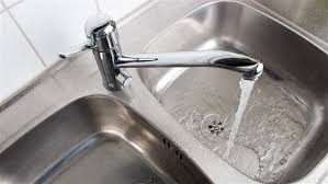 how to clean kitchen sink, showerhead