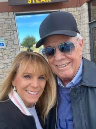 My temper shorter than my dad's hair yall better leave me alone