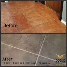 Using tile paint can save you time and money when it comes to changing the colour of your tiles. Pin On For Og Etter Med Vintro Kalkmaling