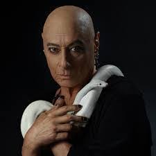 Guy Riccardi's Instagram, Twitter & Facebook