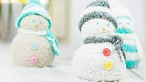 Als erstes muss man die jetzt haben sie endlich die chance, selber einen schneemann zu basteln, zu gestalten und in ihrem. Schneemann Aus Socken Basteln Diy Deko Idee Fur Den Winter Zu Weihnachten Youtube