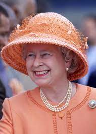 Queen Elizabeth Ii Beginning Her Jubilee Tour In This Commonwealth Queen Hat Queen Elizabeth Queen Elizabeth Ii