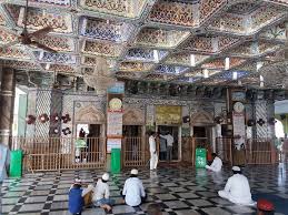 Hazrat tajuddin baba (r.a)shahi sandal 2019 nagpur india tajuddinbaba.com/ syed mohammad baba tajuddin. Tajuddin Muhammad Badruddin Baba Tajuddin Nagpur Life Story In Urdu Hindi July 2017