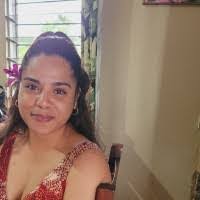 Edwina Pickering's Instagram, Twitter & Facebook