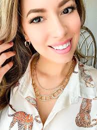 Statement or subtle elegant jewelry pieces?