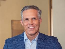 Diane Hranicky's Instagram, Twitter & Facebook