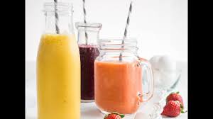 La recette de smoothie fraise, publiée par marine degens se prépare en 30 minutes et est trop facile à faire. Le Smoothie Parfait Aux Fraises Mangues Et Banane Youtube