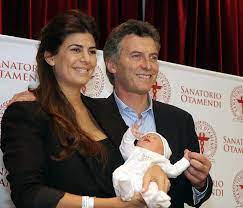 El ex presidente lo escribió en coautoría con iglesias illa, ex subsecretario de comunicación estratégica. Los 60 Anos De Mauricio Macri En Fotos Infobae