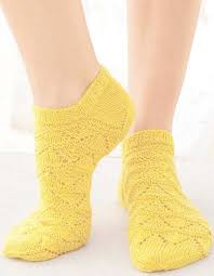 All the crochet slippers pattern is come up with step by step tutorial. Free Socks And Slippers Knitting Patterns