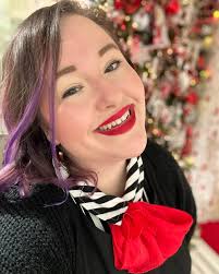 ghost host tam (@doombuggybabe) · Instagram 照片和视频