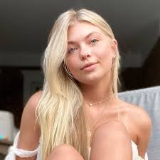 Abigail Lambert (@AbbyLambert21)