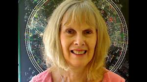 Are you at a crossroads seeking wise guidance?