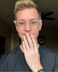 I just saw a video where a woman said that when she dies she wants to be  buried in comfy clothes and sneakers because she has a long overdue play  date with