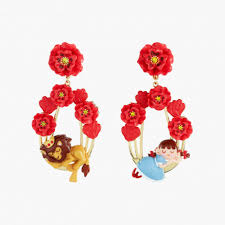 Dorothy gale, wizard of oz, dorothy, the wizard of oz, toto, old hollywood, vintage, retro, watercolor, judy garland, oz, hollywood, dorothy and toto. The Wizard Of Oz Dorothy And The Cowardly Lion Asymmetrical Clip On
