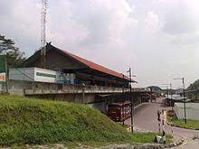 It is the northern terminus for the rapidkl kelana jaya line. Gombak Lrt Station Wikipedia