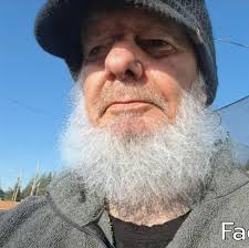 What causes a vehicle to wobble or shake when hitting bumps?