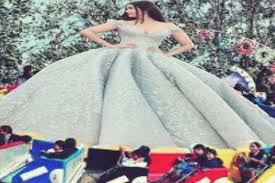 Meme generator, instant notifications, image/video download, achievements and many more! Monday Memes With Cannes 2019 Almost Here Check Out How Aishwarya Sonam And Deepika S Outfits Sparked A Meme Fest Earlier Bollywood News Gossip Movie Reviews Trailers Videos At Bollywoodlife Com