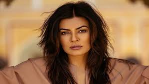 Ann's high school, she is famous for miss universe 1994. Bollywood Throwback When Sushmita Sen Cheered For Shah Rukh Khan And Anushka Sharma Zee5 News