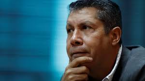 Perfiles de la derecha: Henry Falcón, un dirigente en arenas movedizas