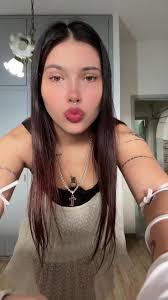 Maria Becerra En Tacones