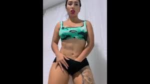 Opravdu těsná kundička, více v mém @saduargonzalez Onlyfans