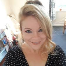 Vicky Redford's Instagram, Twitter & Facebook