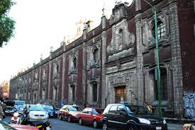 Está ubicada en la avenida benito de miguel entre rivadavia y belgrano, frente a la plaza 25… … Colegio De San Ignacio De Loyola Vizcainas Wikipedia