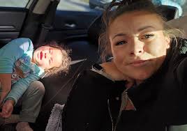 Okay I have a legitimate question for "followers" and group members...  These badges... the "top fan" badges and different things like that I've  been getting notifications for... Are these important to you