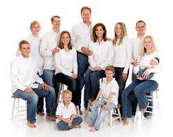 Family Studio Big Family Photos Family Studio Photography Family Photo Studio