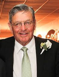 Pat Crandall's Instagram, Twitter & Facebook