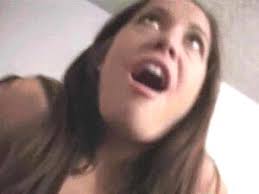 Édesanyja vietnámi és francia származású, édesapja vietnámi. Ed Powers Dildo Photo Xxx