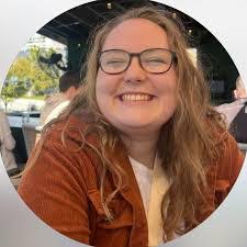 Erik Matthews's Instagram, Twitter & Facebook