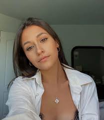 mariepierlavalleelamarche] (@mariepier.ll) • Instagram photos and videos