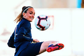 Kosovare asllani, född 29 juli 1989 i kristianstad, är en svensk fotbollsspelare. Kosovare Asllani 2021 Update Career Awards Net Worth
