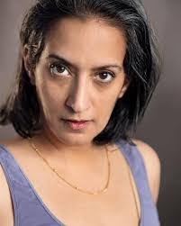 Joni Mann's Instagram, Twitter & Facebook