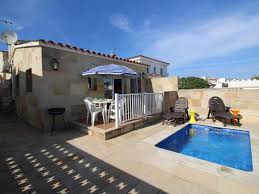 Die gemütlich und voll ausgestattete unterkunft mit 166 m², mit blick auf den garten. Peaceful Holiday Home With Private Pool In Empuriabrava Spanien Empuriabrava Booking Com