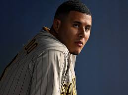 Manny Machado declined to speak to reporters after Sunday's game in which  the Padres were swept by the Dodgers😬😬😬 Machado went 1-for-12 with 4  strikeouts this weekend...