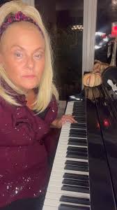 I Shall Wear A Crown" (When it's all over) Just learned this, (rough but it  is what it is) Barely got through it without crying...you can hear me  breaking a few times...