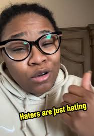 Travis Girlfriend Talking about Using