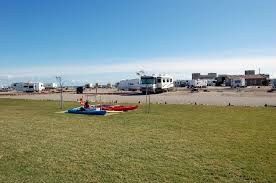 The hotel provides 26 rooms with tile flooring, sliding glass doors which lead to private patios, furniture, and beach themed fixtures. U S Military Campgrounds And Rv Parks Point Mugu Recreation Facilities