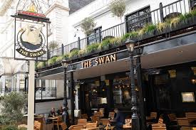 The white swan menu boasts proper pies, quality steak cuts and upholding archetypal british tradition, fish and chips sourced from england's coastal fisheries. The Swan Fuller S Pub And Restaurant Near Hyde Park