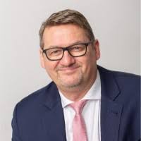 10 "Tom Klaus" profiles