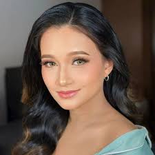 I'm impressed with Ms Eden Santos Suarez of Net25. Go ahead