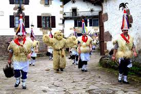 Calendrier Fete Pays Basque 2023 Calendrier Annuel Des Fetes Pays Basque 2022-2023 | Ethno Travels