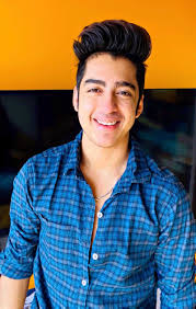 Dev Bhatt Content Creator Instagrammer